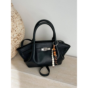 专柜品牌跨境爆款小众流行手提包包女2026今年流行新款水桶包高级