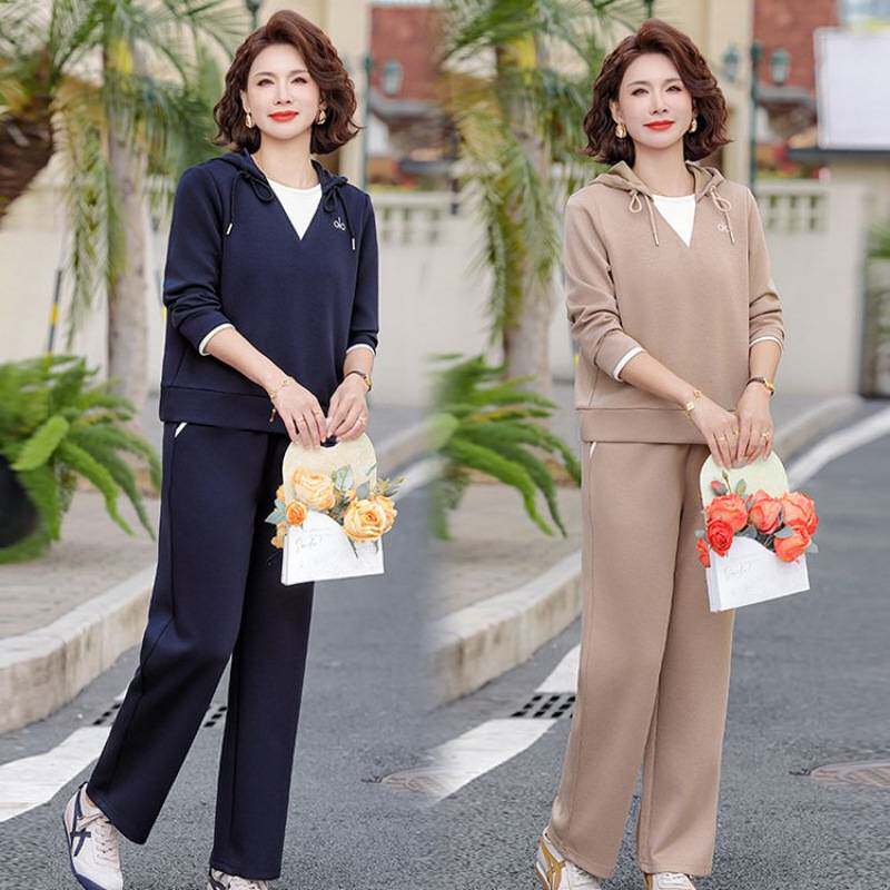 专柜品牌中年洋气妈妈春装休闲运动套装春季新款连帽卫衣两件套中