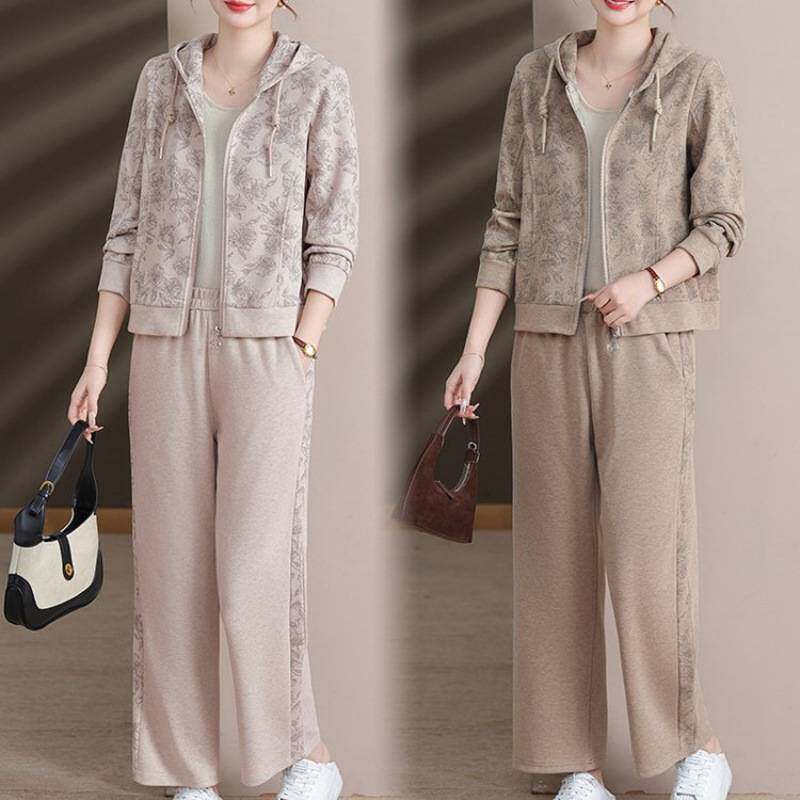 专柜品牌中老年女妈妈春秋装外套百搭新款运动服套装时尚中老年女