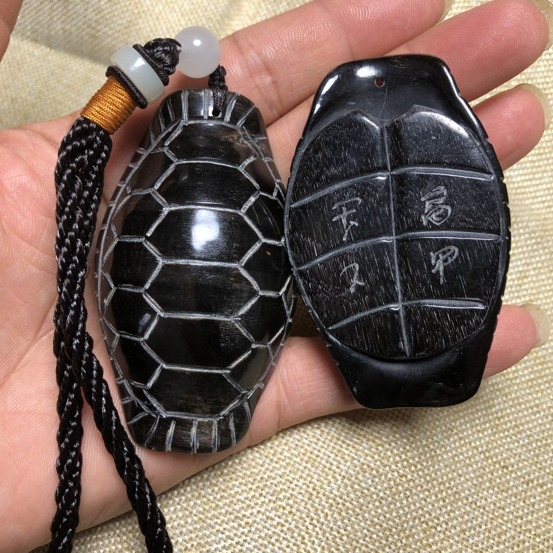 古玩收藏真品天然黑驴蹄子手把件吊坠挂件雕刻富甲天下车挂手串