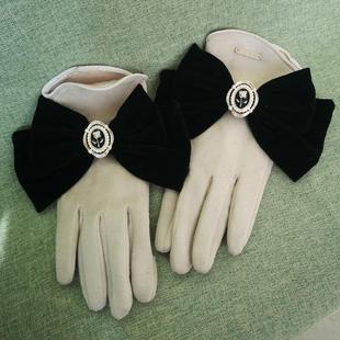 冬天防寒保暖黑蝴蝶结鹿皮绒手套分指五指触屏女骑车贵妇大小姐