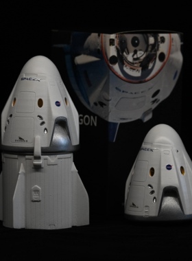 SpaceX载人龙飞船模型SLA手办，CrewDragon宇航员NASA龙飞船1:55