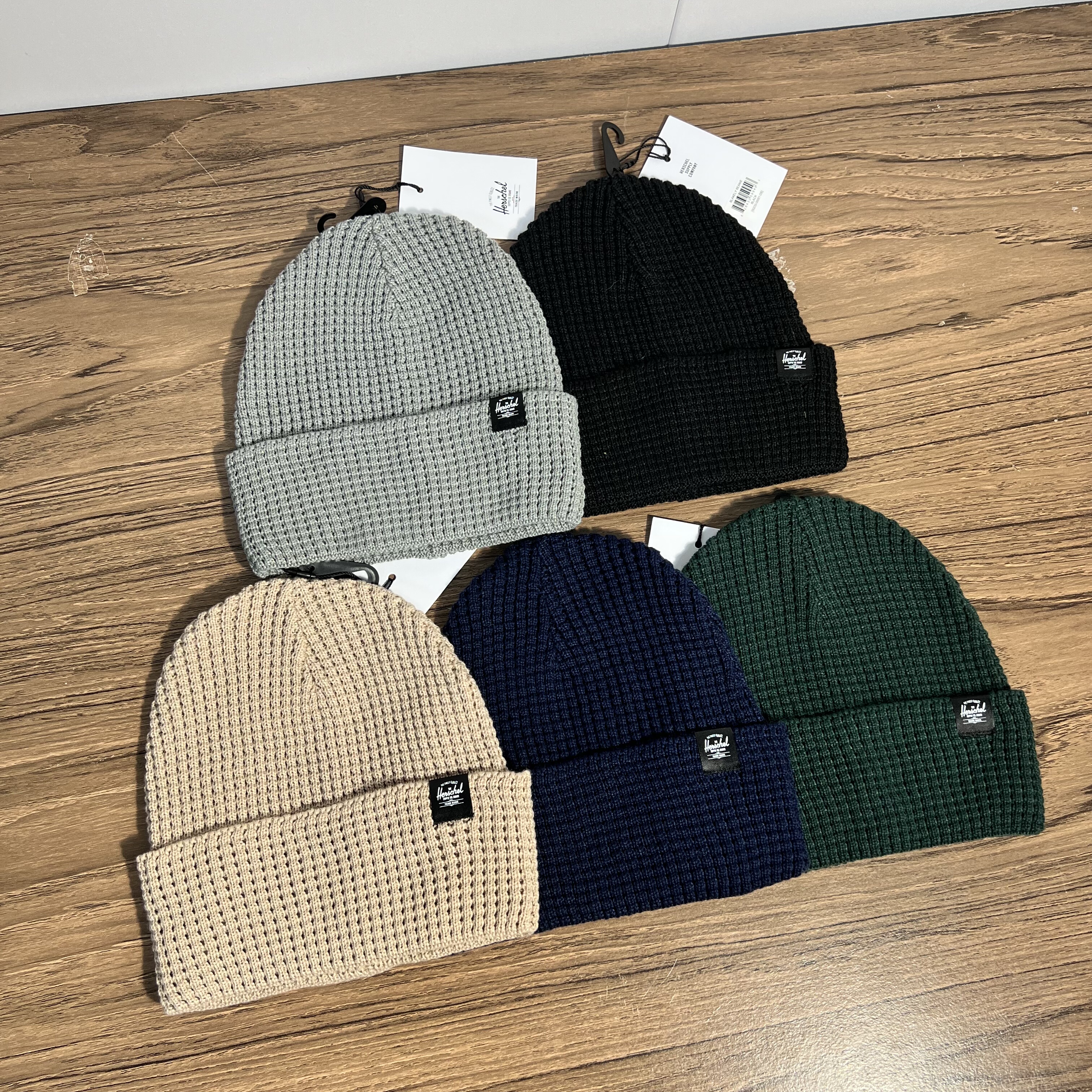 加拿大潮牌冷帽配饰经典字母标签华夫格针织帽男女通用均码秋冬帽