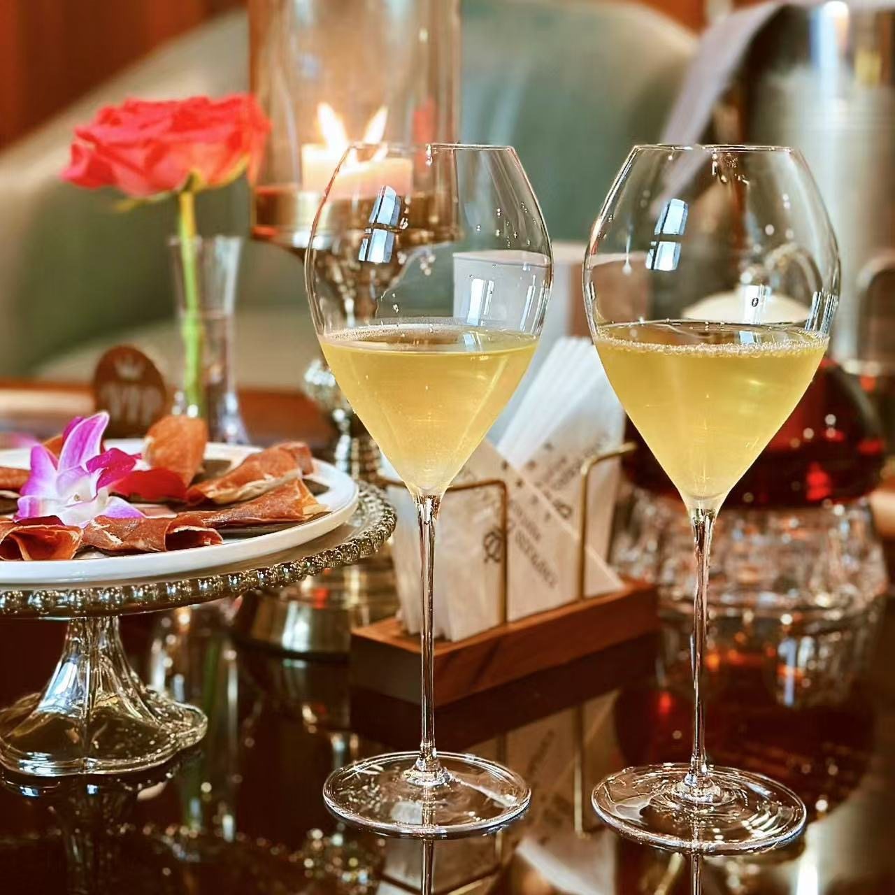 轻奢高颜值餐厅超薄红酒杯水晶玻璃杯香槟杯甜酒气泡酒高脚高级感,餐饮具,葡萄酒/红酒杯,淘宝优惠券,粉丝福利购,淘宝优惠卷