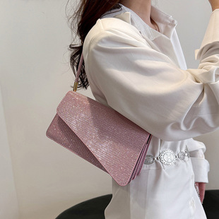 今年流行小包包女2026新款时尚百搭斜挎包女士复古单肩爆款小方包