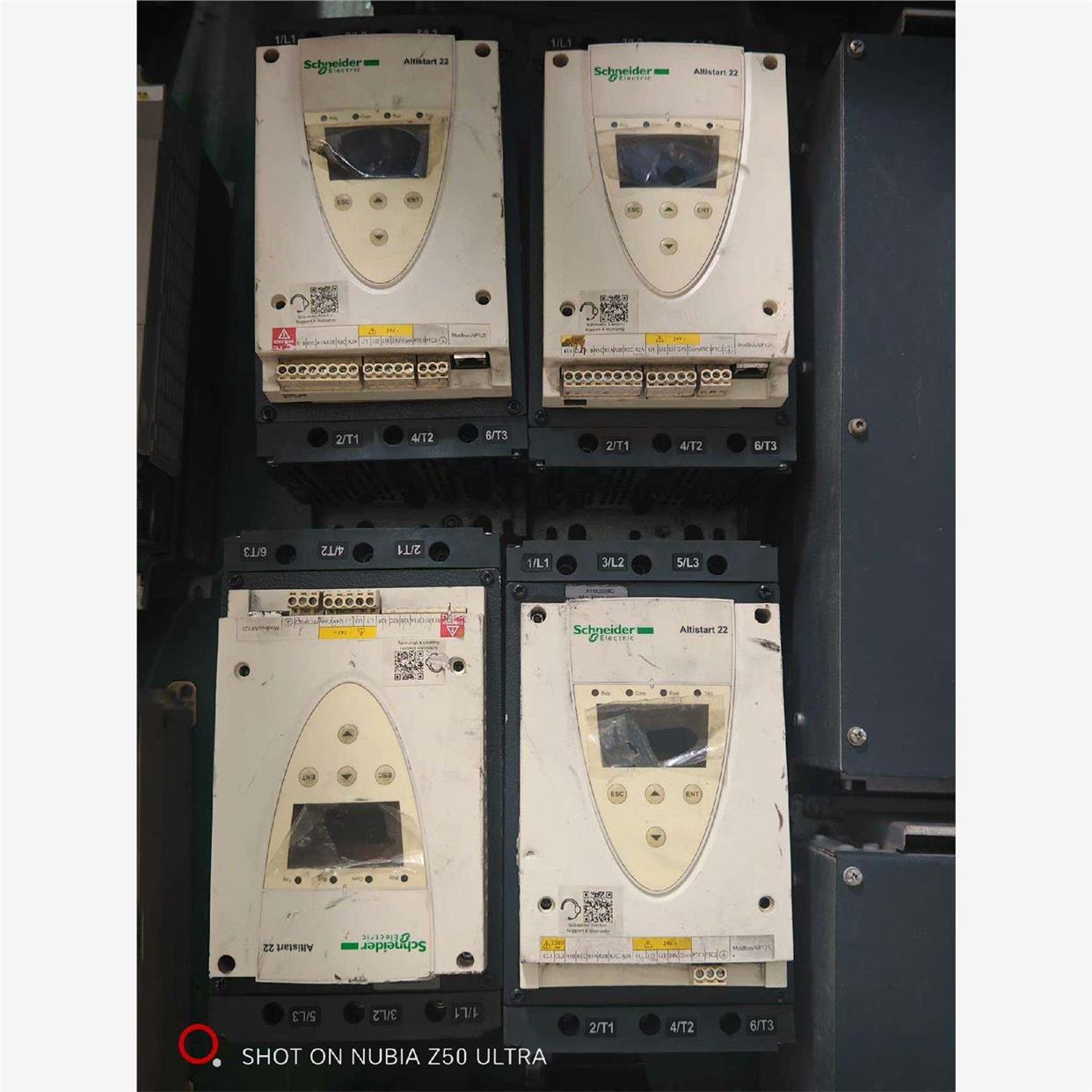 议价直拍不发：施耐德ATS22D88Q软启动 原装拆机 功能包好