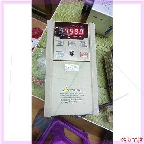 议价直拍不发:小为变频器HXWEI变频器1.5KW  ,A800-3S1R