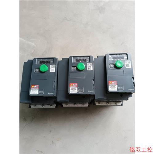 议价直拍不发:施耐德变频器ATV320U07N4C  0.75KW  38