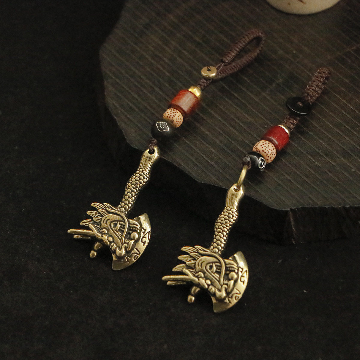 景区热卖复古黄铜龙头斧头钥匙扣手工编织钥匙绳车钥匙挂件原创