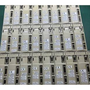 R88D UA03V UA04V 100W伺服驱动器：R88D 伺服50W