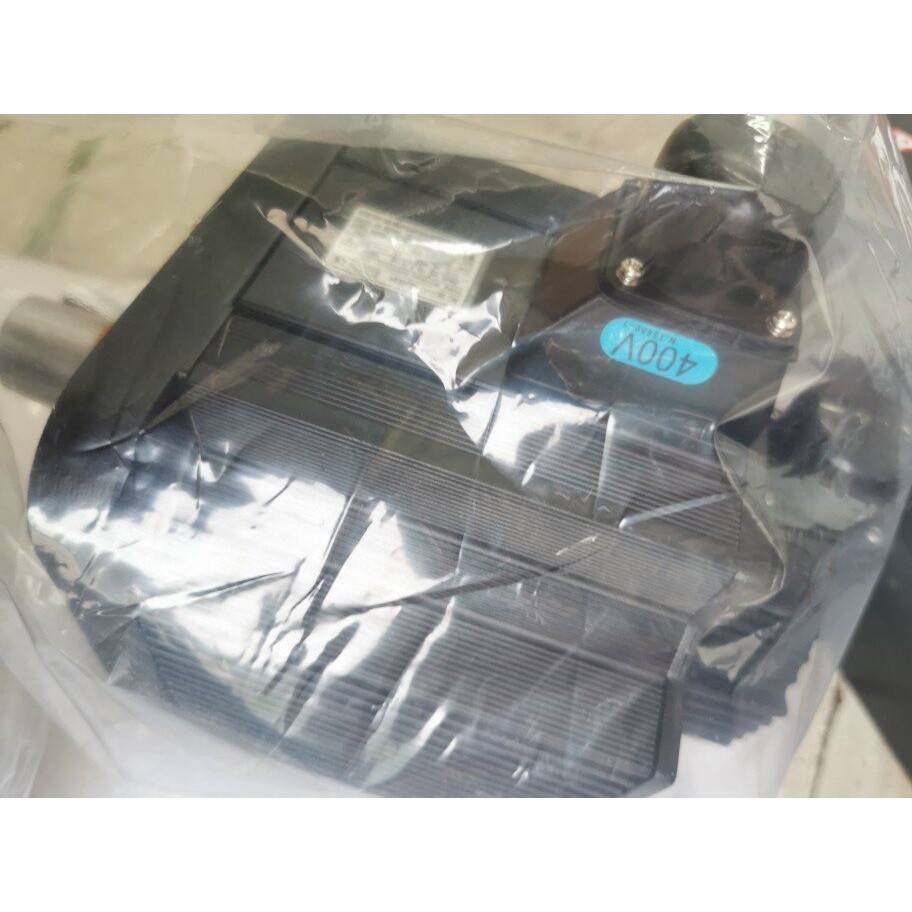 原装安川伺服电机SGMGH-30DCA6F-OY库存有货欢迎询价保修一年