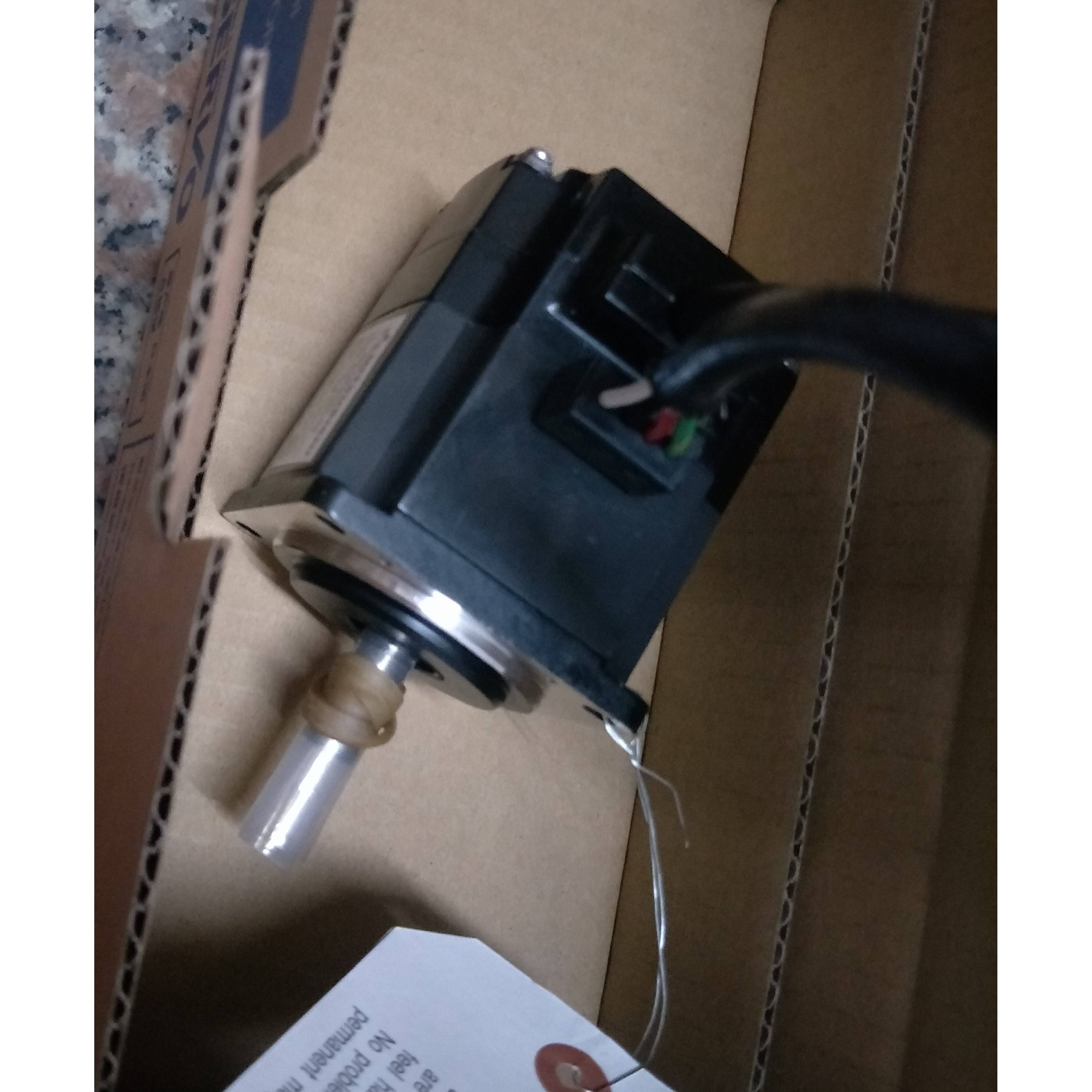 三菱伺服电机 HC-UFS13D