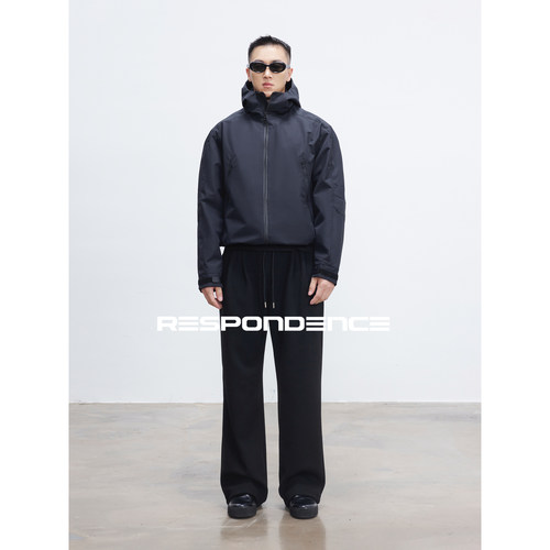 RESPONDENCE 三防硬壳户外短款连帽冲锋衣运动登山防水夹克男外套