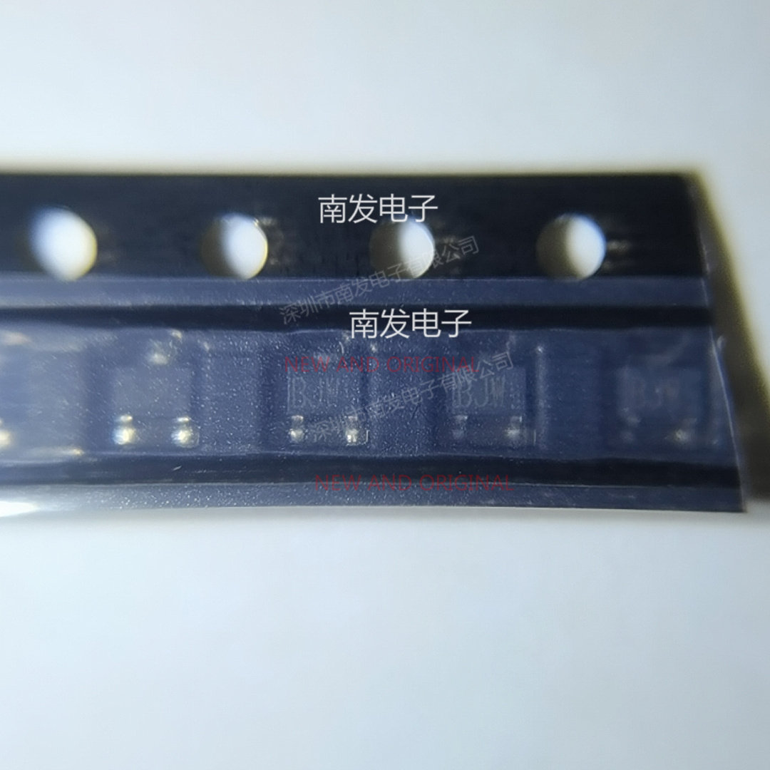 2SD2351T106W 贴片SOT-323 通用晶体管打字BJW (50V, 0.15）全新