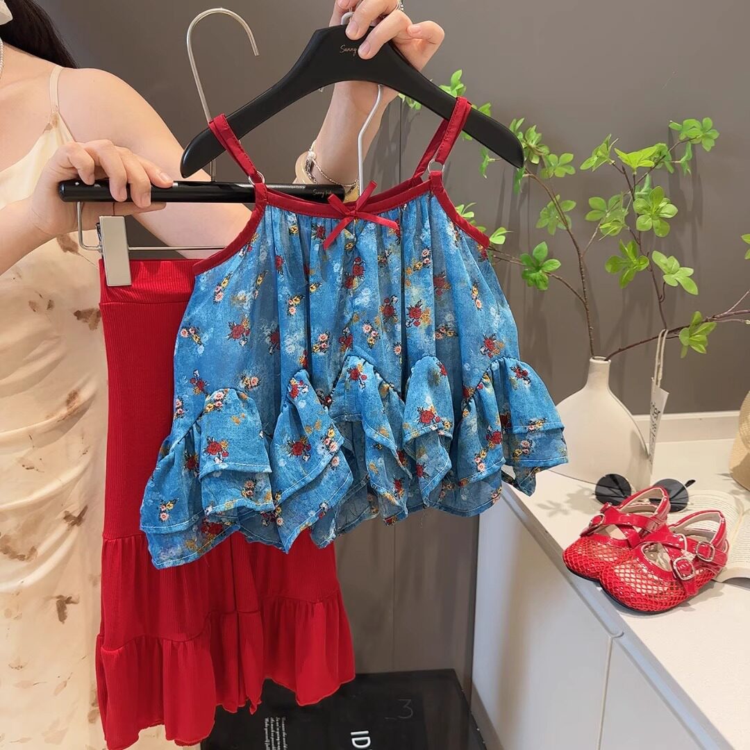 女童夏季度假风吊带套装2025新款儿童宝宝雪纺荷叶边上衣微喇裤