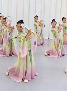 儿童念琵琶舞蹈演出服俏扇妆钿扇语春风立春古风城外小月亮古典舞