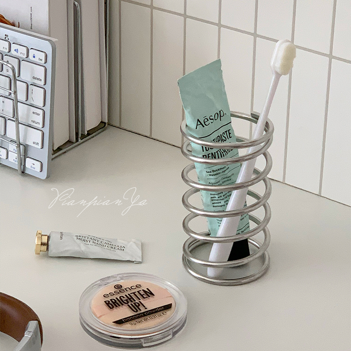 ins风浴室不锈钢螺旋牙刷架