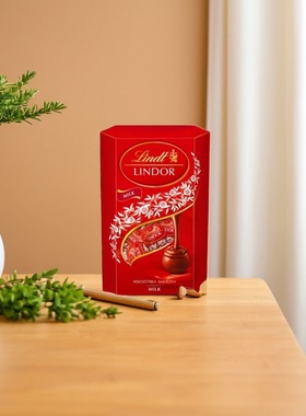 Lindor瑞士莲巧克力软心球200g红色牛奶圣诞节礼盒物零食进口喜糖