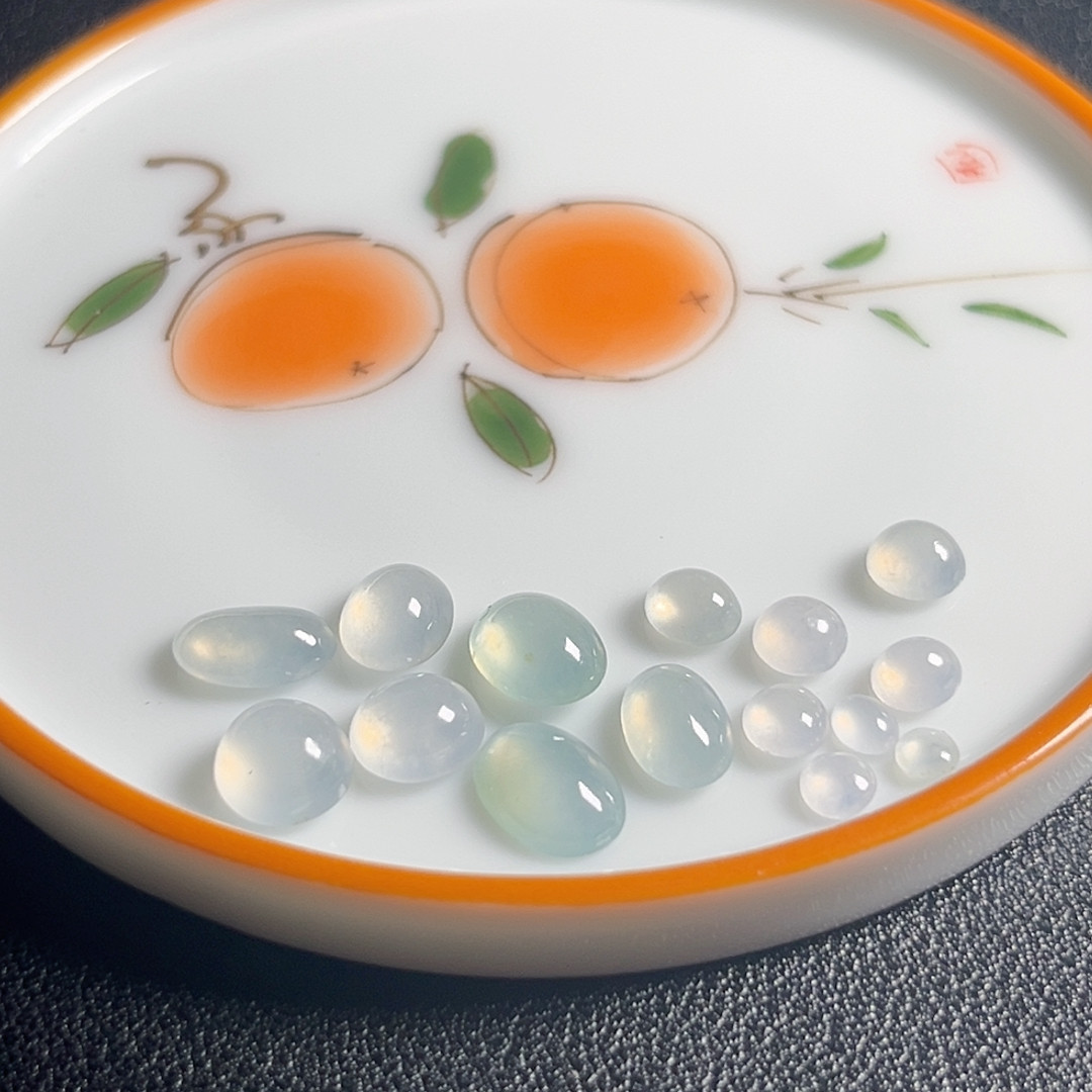 s150翡翠白冰蛋面15个默认瑕疵无鉴赏