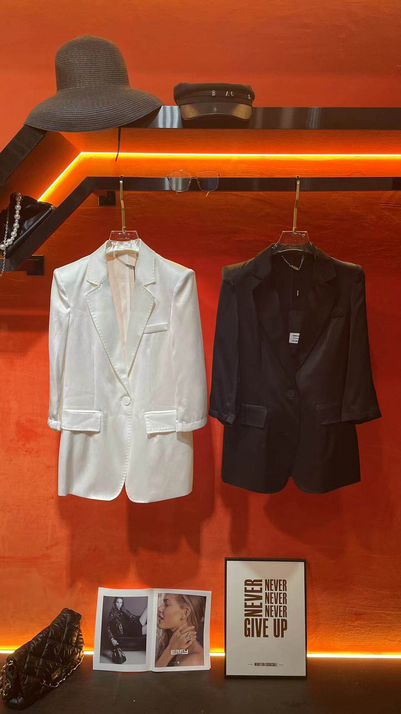 欧货西装女7166时尚新品高级感外套修身小西服一粒扣复古压线白领