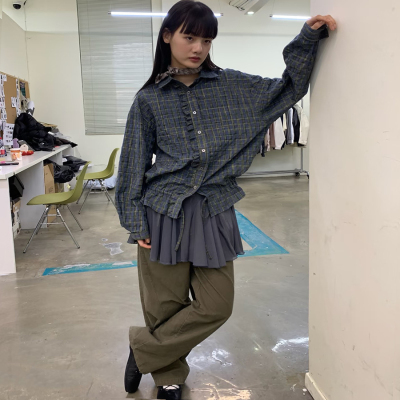 「现货」复古格纹肌理感长袖衬衫女秋装新装抽绳设计宽松白搭衬衣