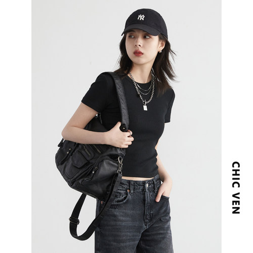 纯色圆领修身短袖正肩T恤女