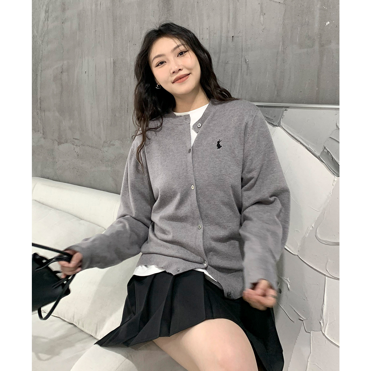 兔子刺绣针织开衫简约毛衣小衫