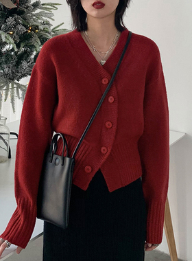 CV大码女装 斜门襟v领不规则纯欲风短款长袖针织开衫女2025冬新款