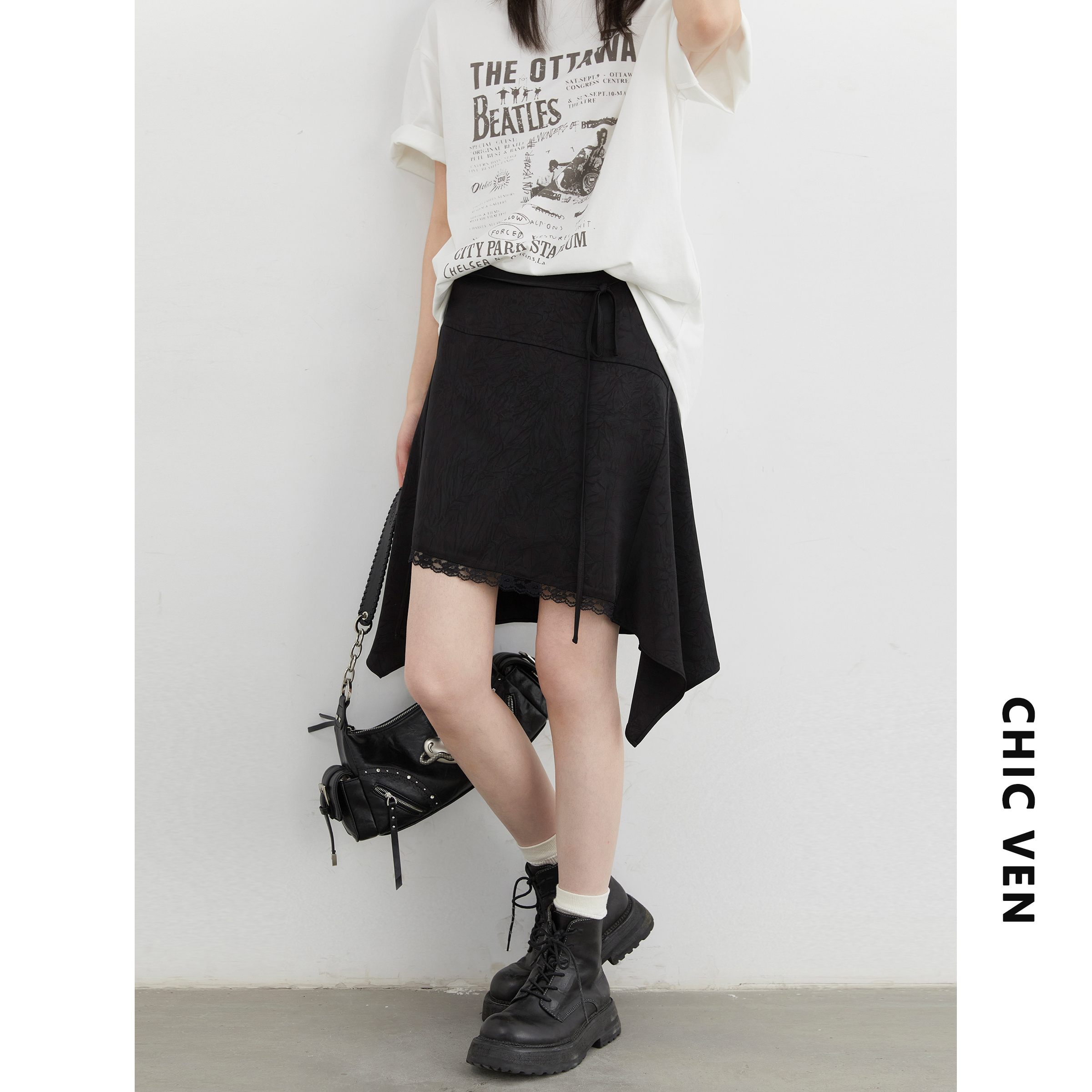 拼接花边不规则半身裙女胖mm