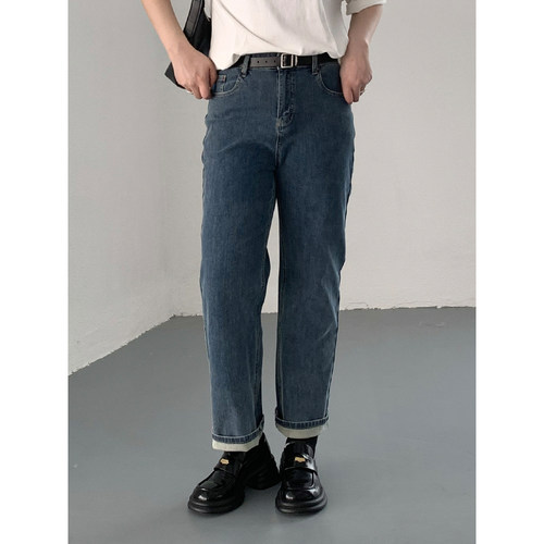 直筒显腿直九分牛仔裤显瘦穿搭