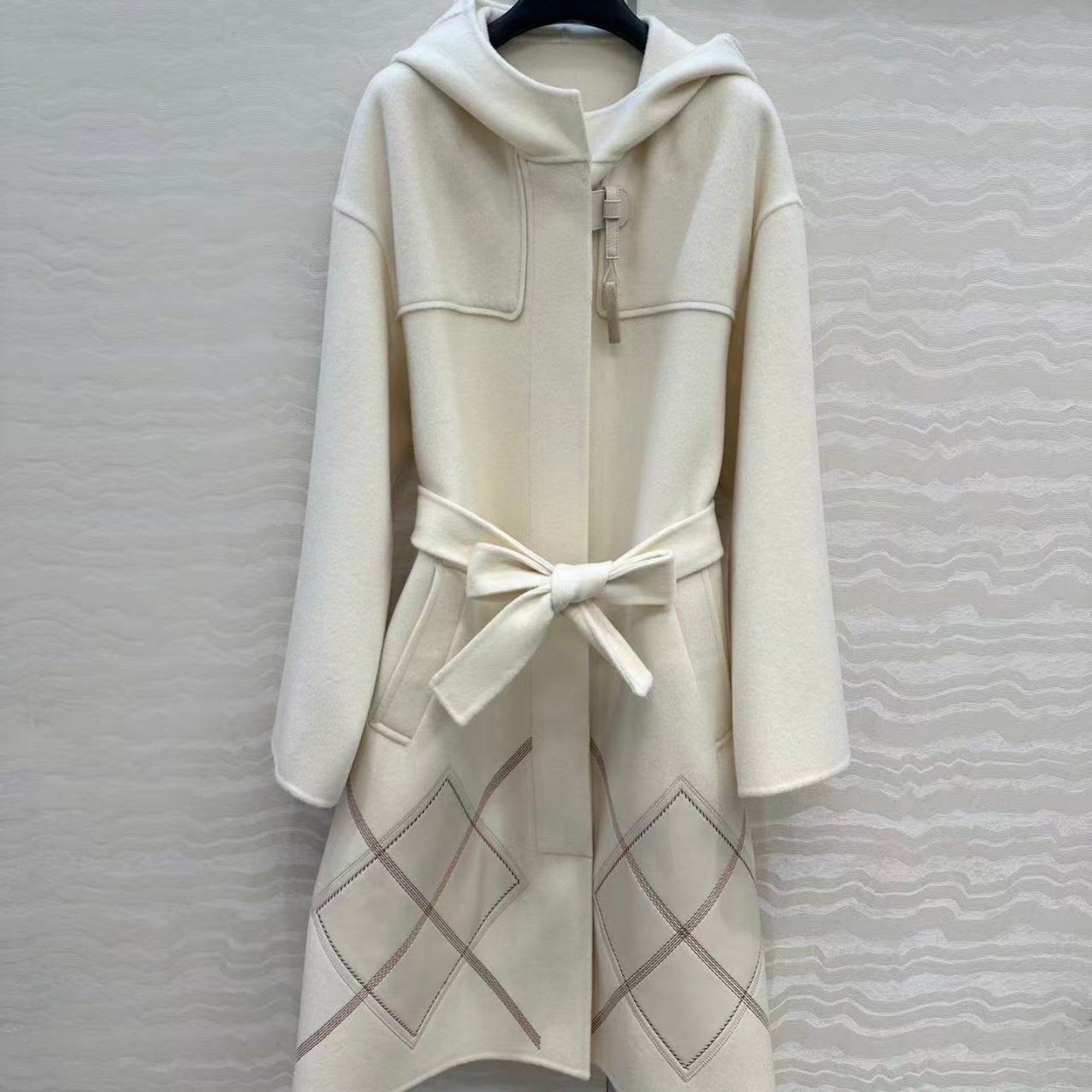 新款纯手工制作双面尼连帽羊绒羊毛混纺拼接羊皮刺绣长款大衣女,女装/女士精品,毛呢外套,淘宝优惠券,粉丝福利购,淘宝优惠卷