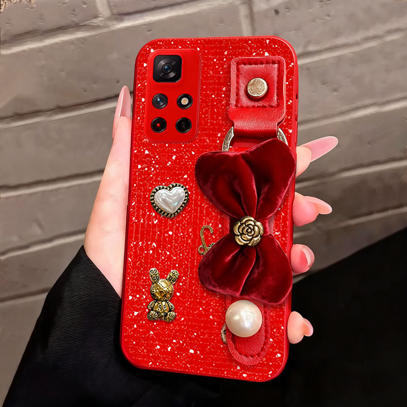 2026马年新年款，磨砂光闪皮，防摔耐磨