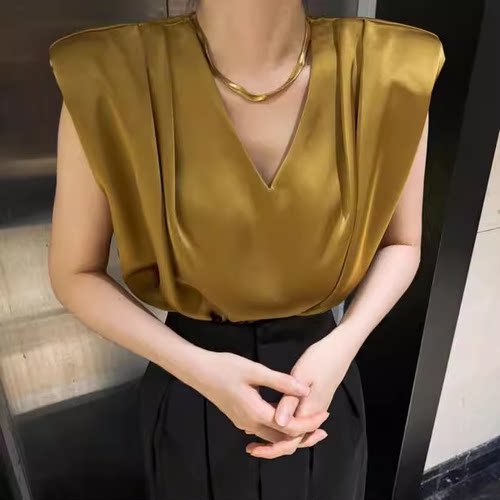 2026春夏法式御姐v领缎面衬衫通勤职场上衣设计感小众职业衬衣女