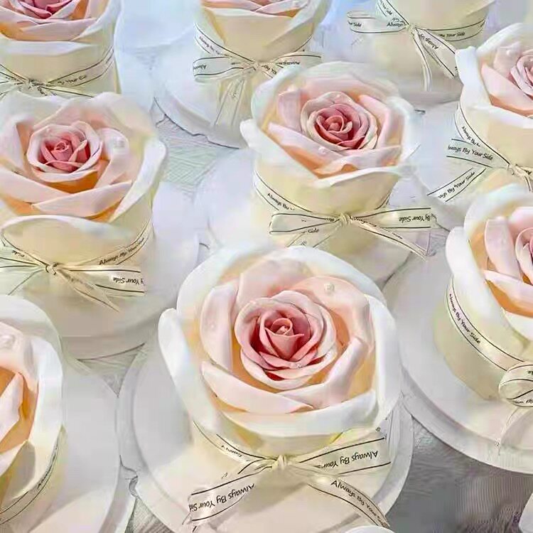 情人节蛋糕装饰翻糖玫瑰花半成品巧克力摆件生日烘焙配件小花摆件