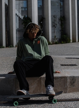 澳洲滑雪潮牌WATS  无性别 连帽抽绳刺绣拉链宽松卫衣 D524