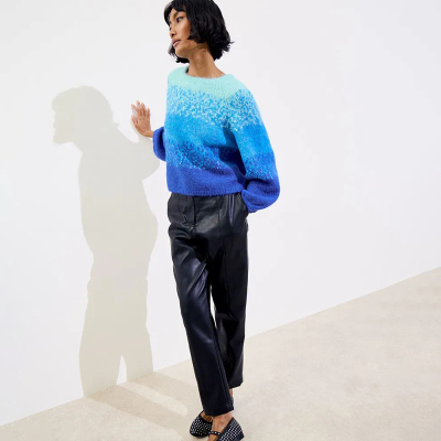 英伦美学OB 女款 渐变条纹宽松针织衫 D607