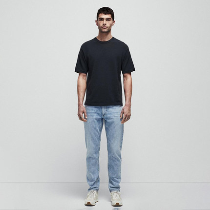 美系新锐RB 男款 Fit 3浅蓝洗水合身微锥弹力牛仔裤 A471