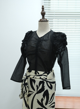 美系设计师ULL@ 女款 真丝欧根纱透视V领褶皱上衣 3132