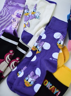 YaG23春夏新 出口ri单 迪迪尼卡通黛丝米奇撞色紫色女中筒袜