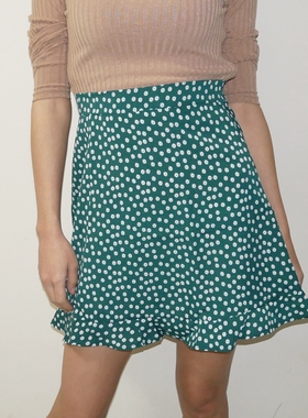 18秋季新复古少女碎花绿色圆点短裙显瘦A字裙小鱼尾半身裙