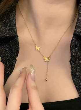 不掉色金色镭射蝴蝶流苏项链