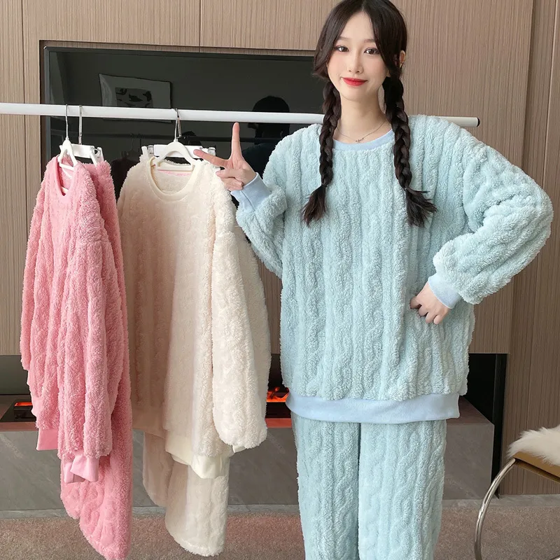 网红纯色秋冬季睡衣法兰绒加厚家居服圆领麻花珊瑚绒套装