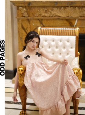 清仓！ODD PAGES 淡粉色甜美可拆卸蝴蝶结泡泡肌理抽褶少女吊带裙