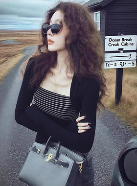 美式辣妹条纹拼接锁骨长袖打底衫女内搭独特chic轻奢显瘦上衣秋冬