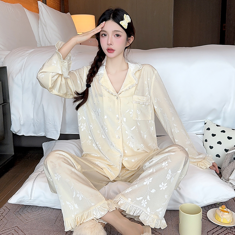 请乘坐我的快乐号！「Daily Gtra」金丝绒睡衣女秋冬可外穿家居服