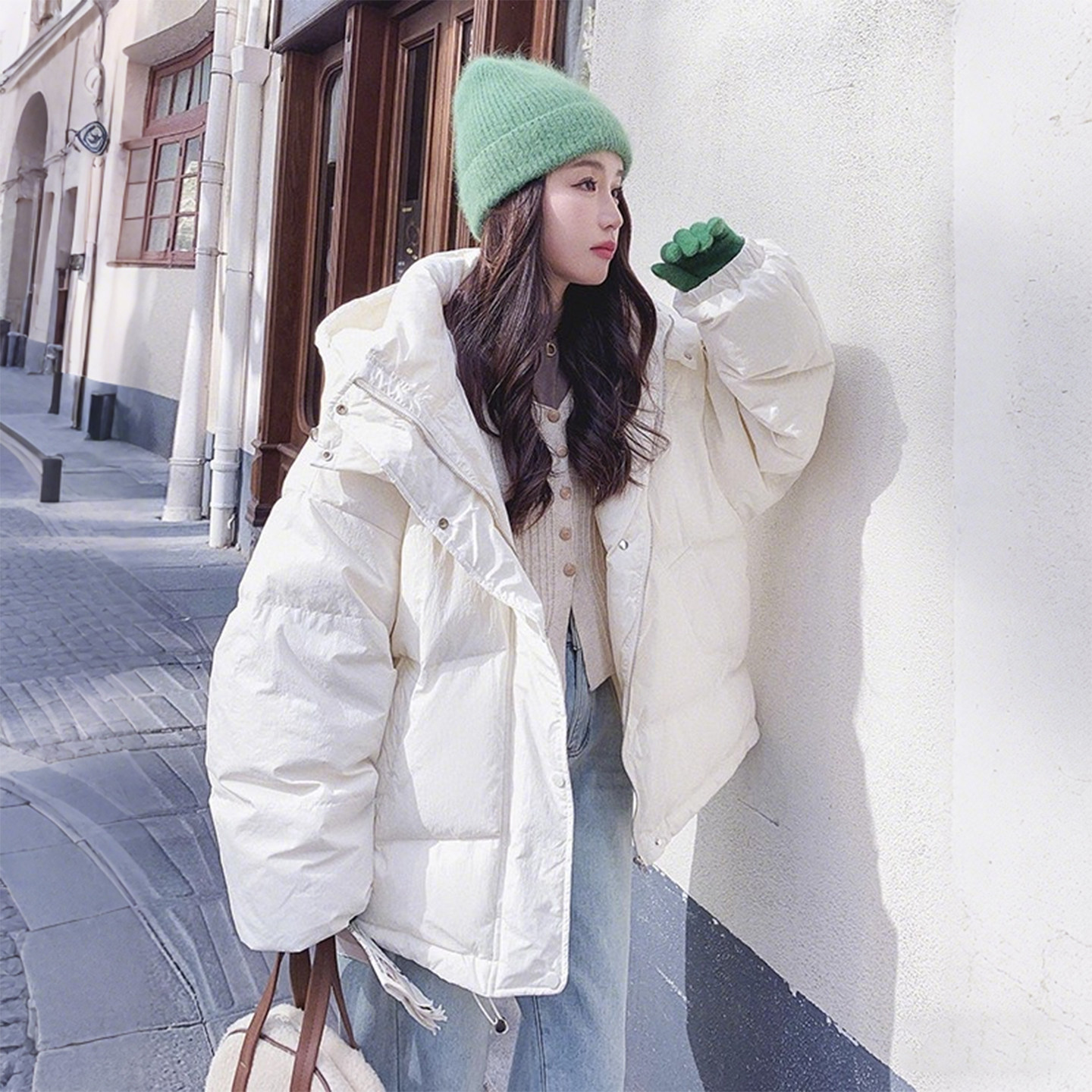 大码女装胖mm白色宽松连帽棉服女冬季韩系简约风加厚保暖棉袄外套,女装/女士精品,大码棉服,淘宝优惠券,粉丝福利购,淘宝优惠卷