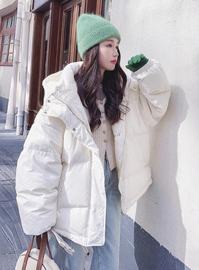 大码女装白色加厚保暖连帽棉服