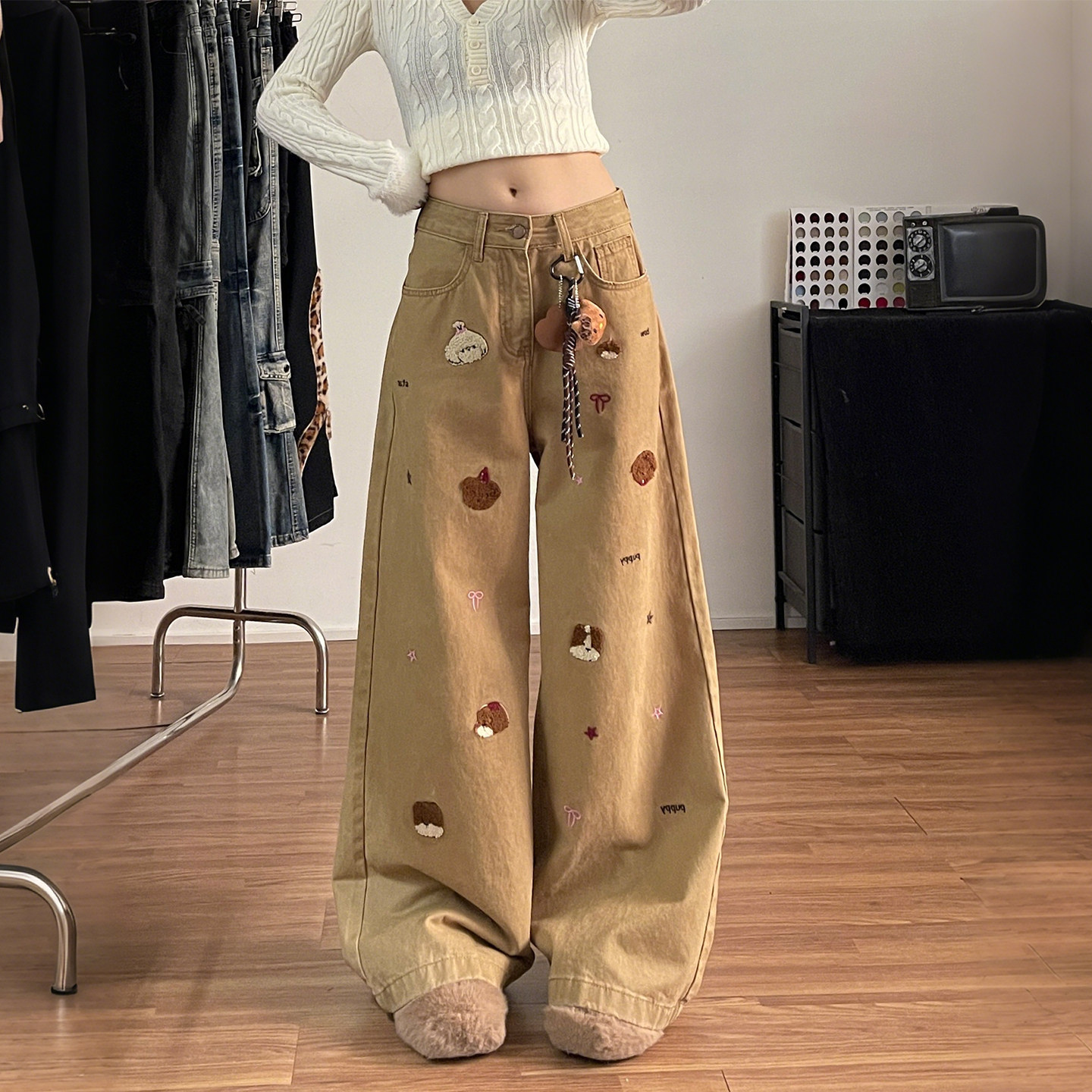 300斤大码女装胖mm卡通风小熊刺绣阔腿裤女高腰显瘦百搭休闲裤潮,女装/女士精品,大码裤装,淘宝优惠券,粉丝福利购,淘宝优惠卷