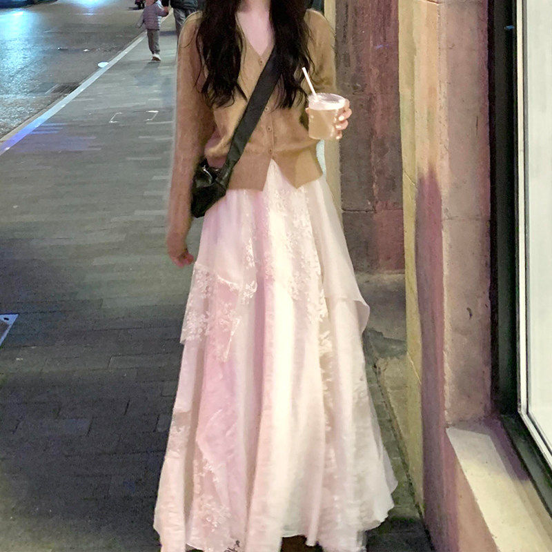 白色蕾丝大摆裙女设计感花边不规则半身裙a字大尺码胖mm长版纱裙