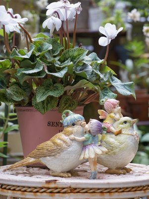 可爱出口原厂精致树脂花仙子小鸟精灵摆件花园阳台装饰品杂货一对
